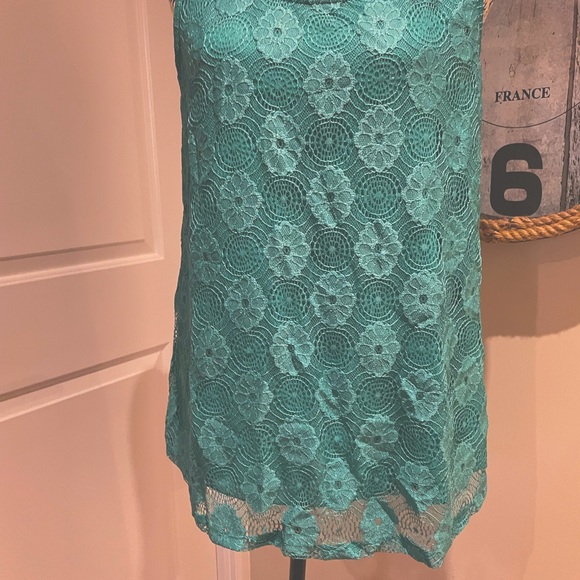 Vintage 90’s retro mint green crocheted sleeveless blouse with lining. - Picture 2 of 7